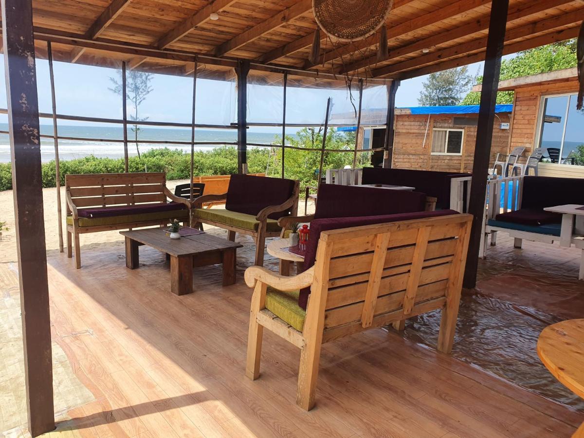 ארמבול Love Temple Beach Resort מראה חיצוני תמונה