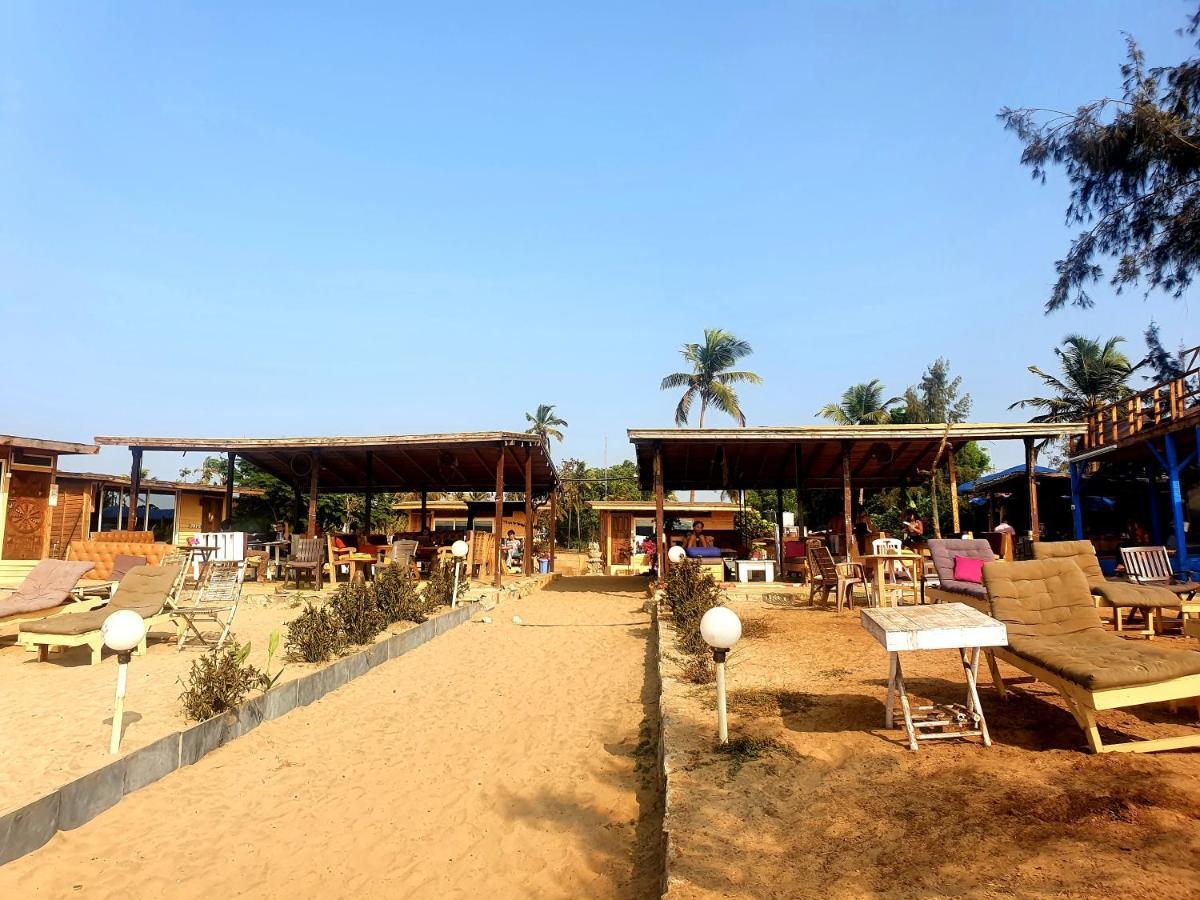 ארמבול Love Temple Beach Resort מראה חיצוני תמונה