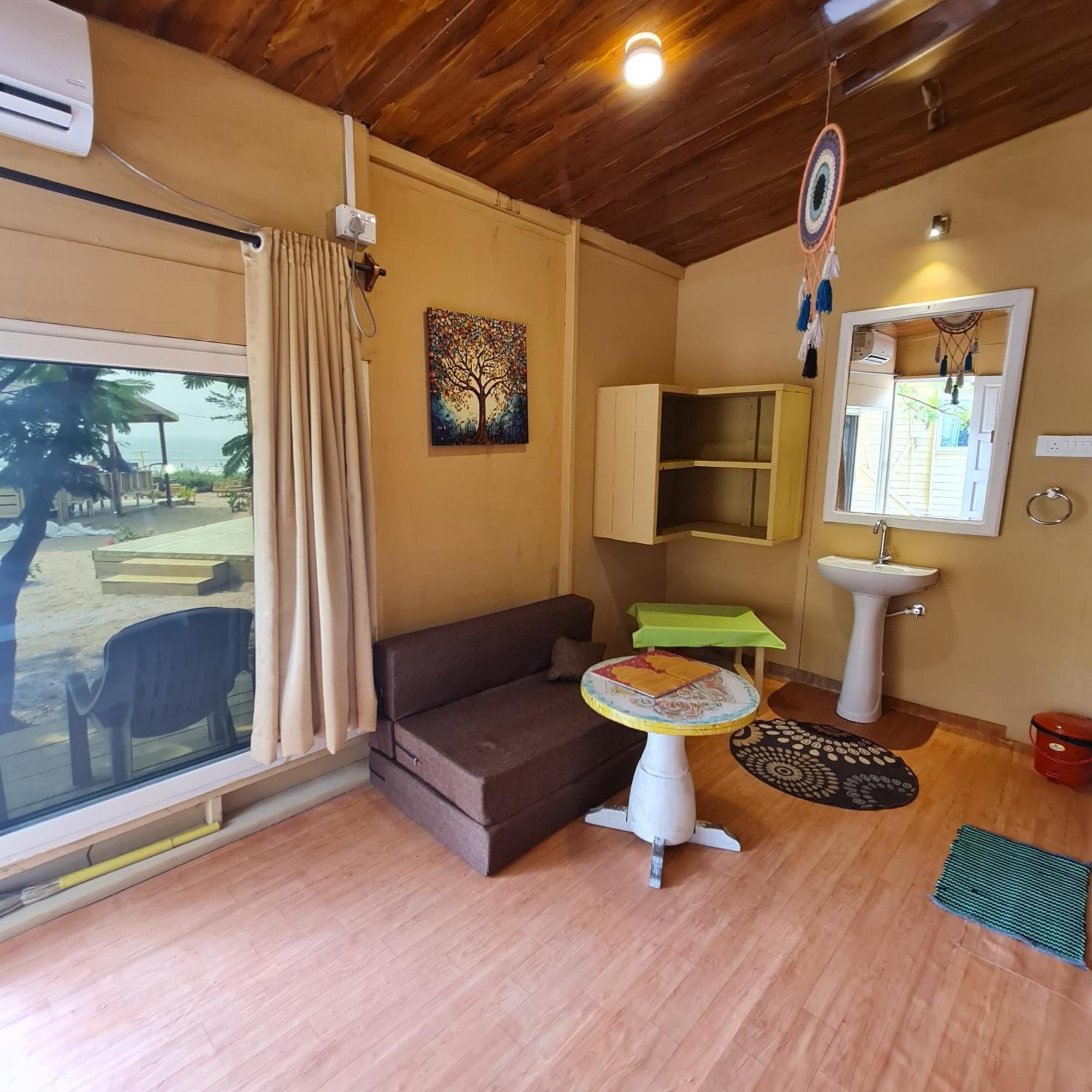 ארמבול Love Temple Beach Resort מראה חיצוני תמונה
