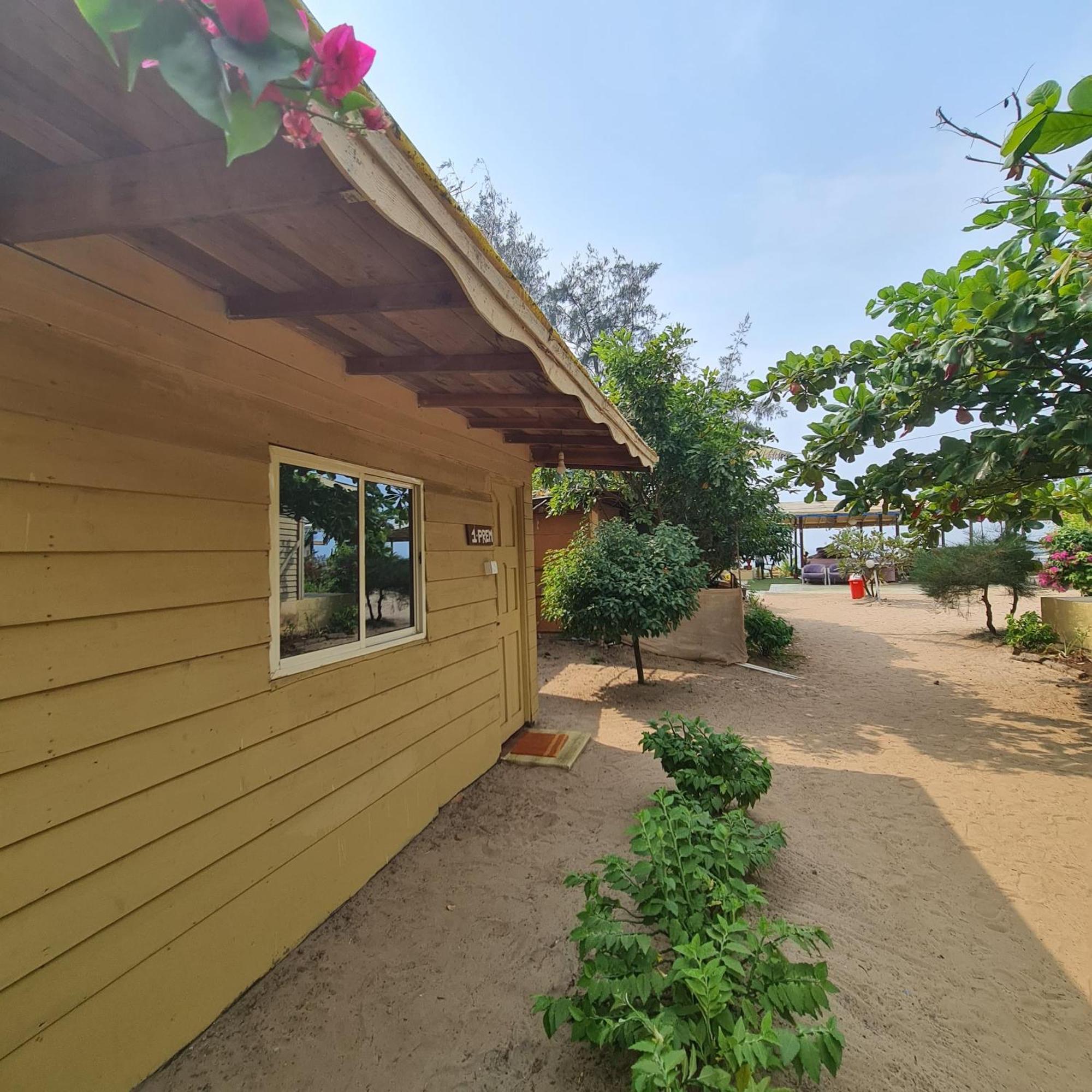 ארמבול Love Temple Beach Resort מראה חיצוני תמונה