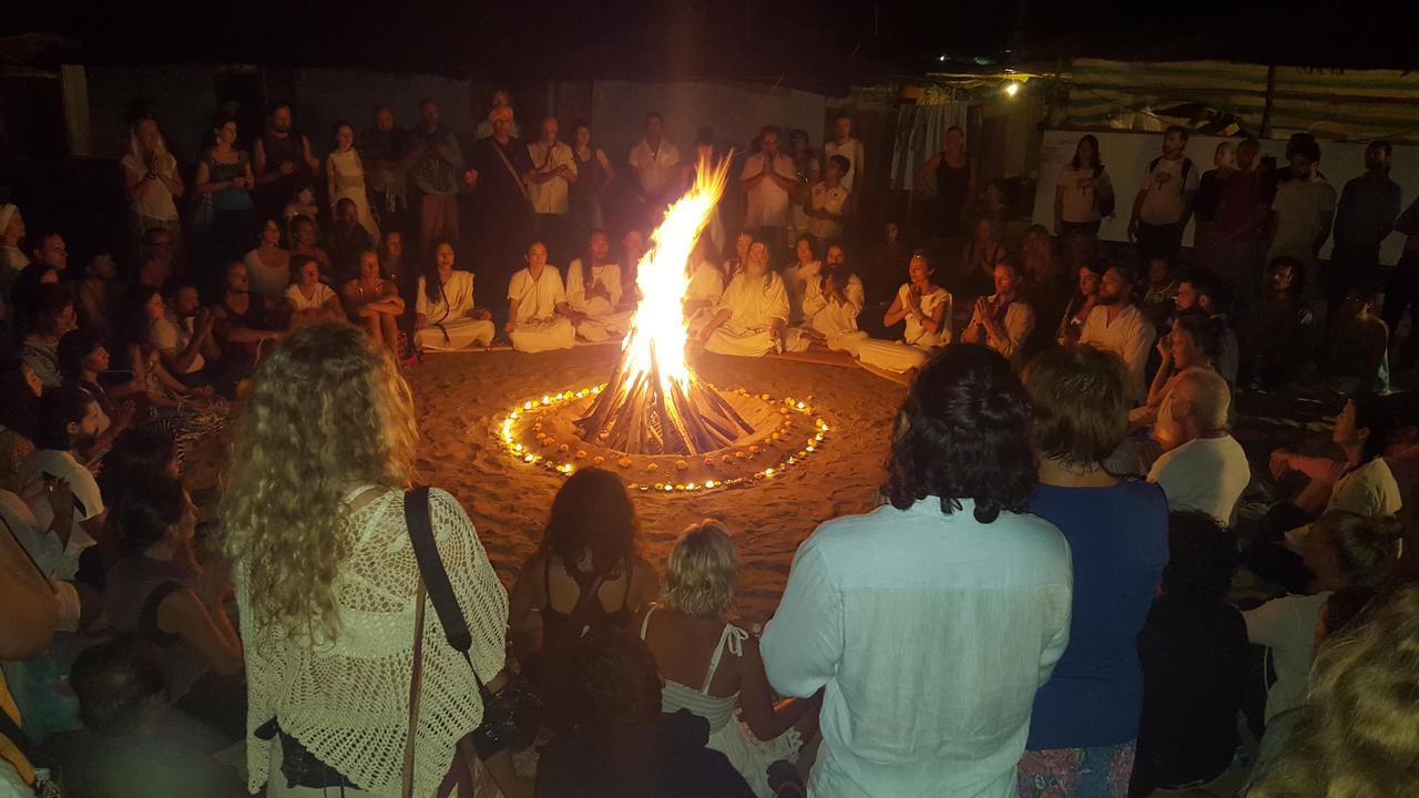 ארמבול Love Temple Beach Resort מראה חיצוני תמונה